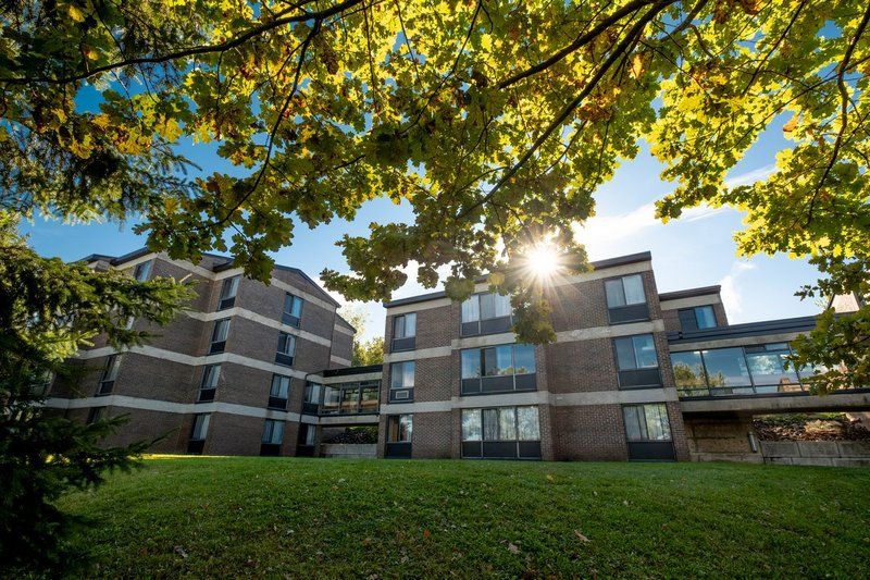 Université de Sherbrooke : des résidences étudiantes bientôt au privé